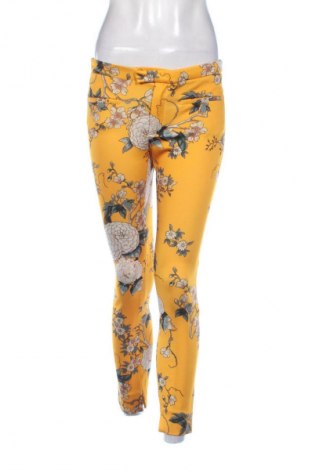 Pantaloni de femei Zara, Mărime M, Culoare Multicolor, Preț 150,25 Lei
