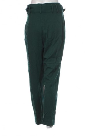 Pantaloni de femei Zara Trafaluc, Mărime M, Culoare Verde, Preț 93,99 Lei