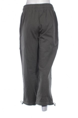 Damen Sporthose MP, Größe M, Farbe Grün, Preis € 17,39