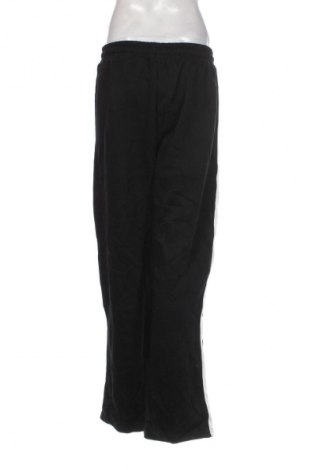 Pantaloni trening de femei White Fox, Mărime M, Culoare Multicolor, Preț 265,99 Lei