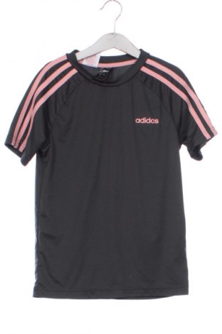 Детска тениска Adidas, Размер 7-8y/ 128-134 см, Цвят Сив, Цена 21,39 лв.