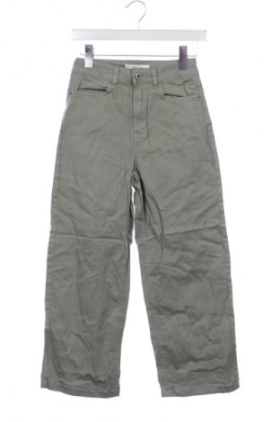 Gyerek farmernadrág Unbranded, Méret 8-9y / 134-140 cm, Szín Zöld, Ár 3 569 Ft