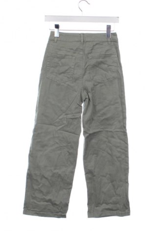 Gyerek farmernadrág Unbranded, Méret 8-9y / 134-140 cm, Szín Zöld, Ár 3 569 Ft