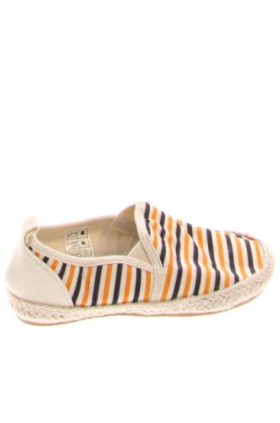 Încălțăminte pentru copii LC Waikiki, Mărime 28, Culoare Multicolor, Preț 35,99 Lei
