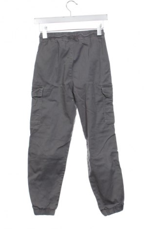 Gyerek nadrág LC Waikiki, Méret 10-11y / 146-152 cm, Szín Szürke, Ár 2 889 Ft