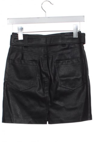 Lederrock Bershka, Größe XS, Farbe Schwarz, Preis 9,72 €
