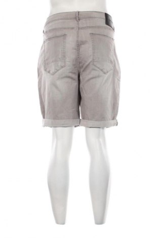 Pantaloni scurți de bărbați Bruno Banani, Mărime XXL, Culoare Gri, Preț 70,99 Lei