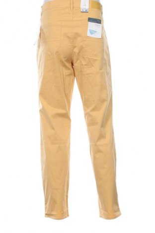 Pantaloni de bărbați Brax, Mărime XL, Culoare Galben, Preț 649,99 Lei