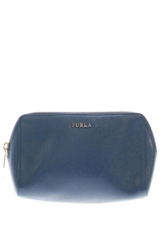 Несесер Furla, Цвят Син, Цена 183,92 лв.