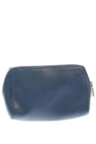 Несесер Furla, Цвят Син, Цена 183,92 лв.