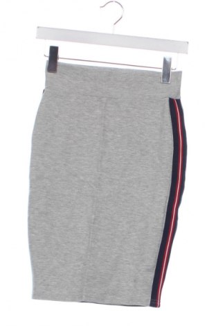 Sukňa Reserved, Veľkosť XS, Farba Sivá, Cena  9,72 €