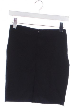 Spódnica Zara, Rozmiar XS, Kolor Czarny, Cena 46,00 zł