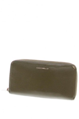 Geldbörsen Coccinelle, Farbe Grün, Preis 87,86 €