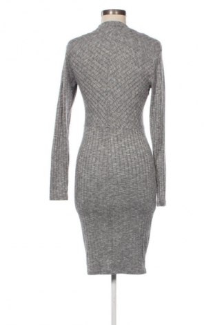 Rochie Amisu, Mărime M, Culoare Gri, Preț 76,32 Lei