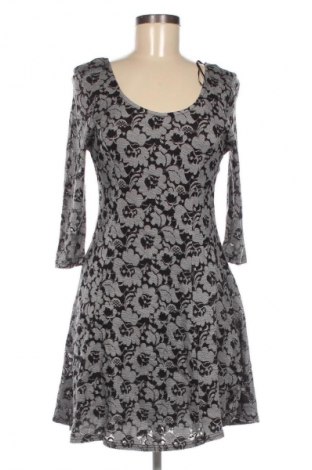 Rochie Apricot, Mărime M, Culoare Multicolor, Preț 83,99 Lei