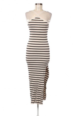 Sukienka Bershka, Rozmiar L, Kolor Kolorowy, Cena 95,99 zł