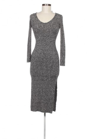 Šaty  Bershka, Veľkosť XS, Farba Sivá, Cena  16,95 €