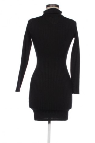 Šaty  Boohoo, Veľkosť S, Farba Čierna, Cena  14,83 €