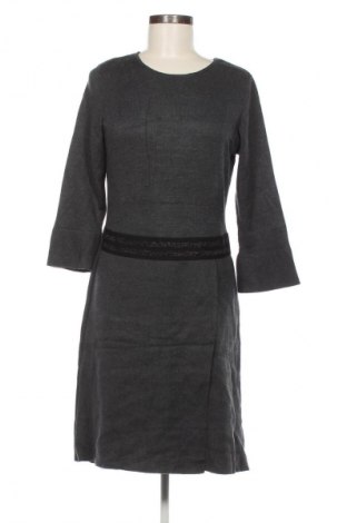 Rochie Born, Mărime M, Culoare Gri, Preț 78,99 Lei