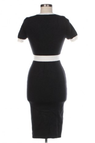Kleid Carrislabelle, Größe M, Farbe Schwarz, Preis € 14,99
