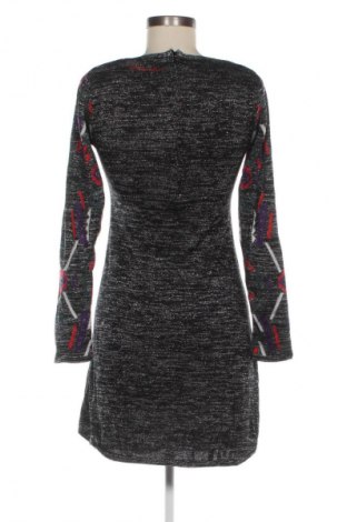 Šaty  Desigual, Velikost S, Barva Vícebarevné, Cena  1 329,00 Kč