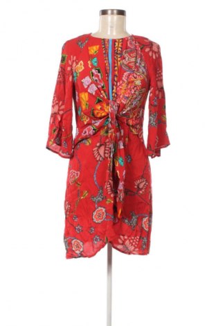 Рокля Desigual, Размер L, Цвят Многоцветен, Цена 82,08 лв.