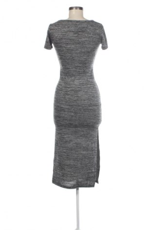 Kleid Forever 21, Größe S, Farbe Grau, Preis € 18,99