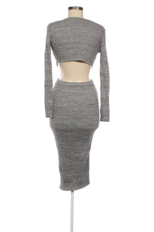 Ruha Forever 21, Méret S, Szín Szürke, Ár 15 428 Ft