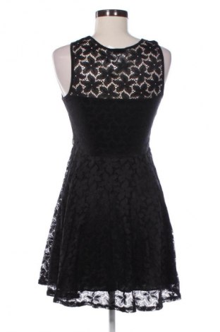 Sukienka Glamorous, Rozmiar M, Kolor Czarny, Cena 112,36 zł