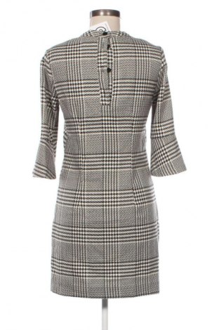 Šaty  H&M, Velikost M, Barva Vícebarevné, Cena  469,00 Kč