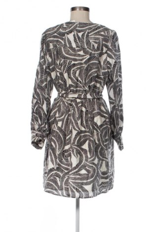 Šaty  H&M, Veľkosť M, Farba Viacfarebná, Cena  14,83 €