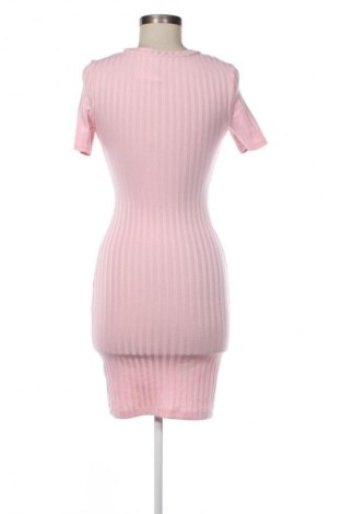 Рокля H&M, Размер S, Цвят Розов, Цена 28,88 лв.