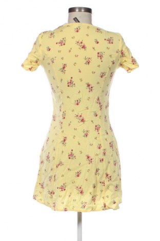 Kleid H&M Divided, Größe S, Farbe Mehrfarbig, Preis € 14,83
