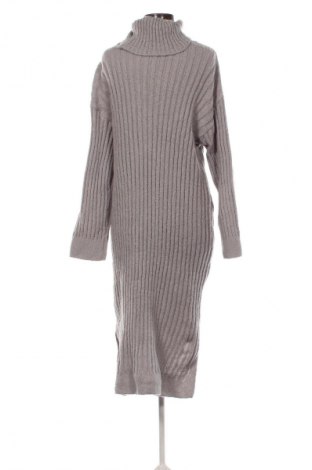 Рокля H&M Divided, Размер M, Цвят Сив, Цена 19,99 лв.