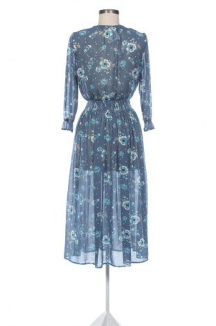 Рокля H&M Divided, Размер S, Цвят Многоцветен, Цена 28,88 лв.