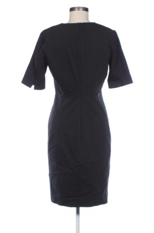 Sukienka In Wear, Rozmiar M, Kolor Czarny, Cena 189,00 zł