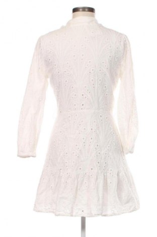 Kleid Mango, Größe M, Farbe Weiß, Preis € 25,00
