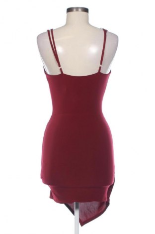 Sukienka Missguided, Rozmiar M, Kolor Czerwony, Cena 105,70 zł