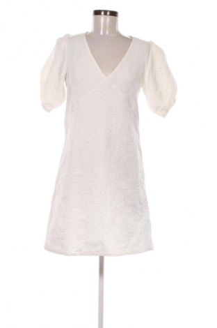Kleid NA-KD, Größe S, Farbe Weiß, Preis € 55,20