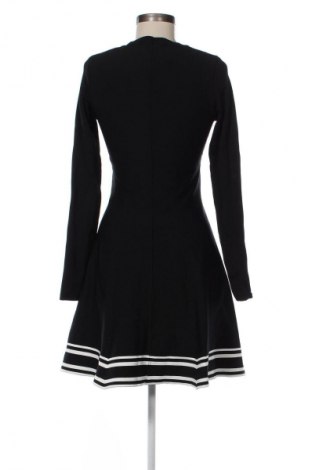 Kleid Nikkie, Größe M, Farbe Schwarz, Preis 41,94 €