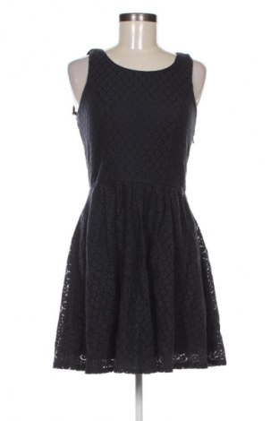 Kleid ONLY, Größe S, Farbe Blau, Preis € 37,32
