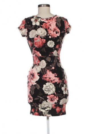 Kleid Papaya, Größe S, Farbe Mehrfarbig, Preis € 14,83