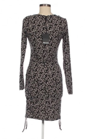 Φόρεμα Pieces, Μέγεθος XL, Χρώμα Πολύχρωμο, Τιμή 39,39 €