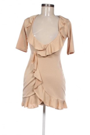 Kleid Pretty Little Thing, Größe S, Farbe Beige, Preis € 14,83