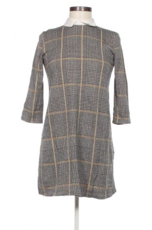Sukienka Pull&Bear, Rozmiar S, Kolor Kolorowy, Cena 95,99 zł