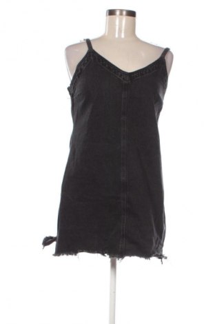 Šaty  Pull&Bear, Veľkosť M, Farba Čierna, Cena  20,02 €