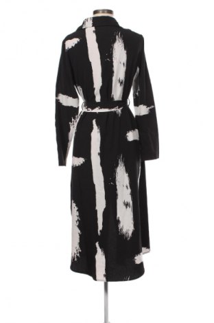 Kleid SHEIN, Größe M, Farbe Mehrfarbig, Preis € 25,00