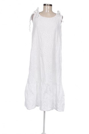 Φόρεμα Smiling, Μέγεθος M, Χρώμα Λευκό, Τιμή 24,55 €