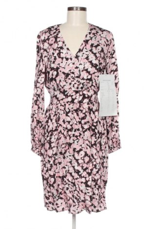 Kleid Taifun, Größe M, Farbe Mehrfarbig, Preis 107,99 €