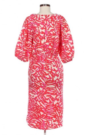 Kleid Taifun, Größe M, Farbe Mehrfarbig, Preis 132,99 €
